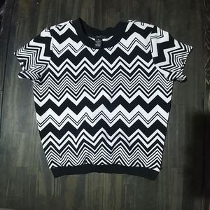Black and white crop top